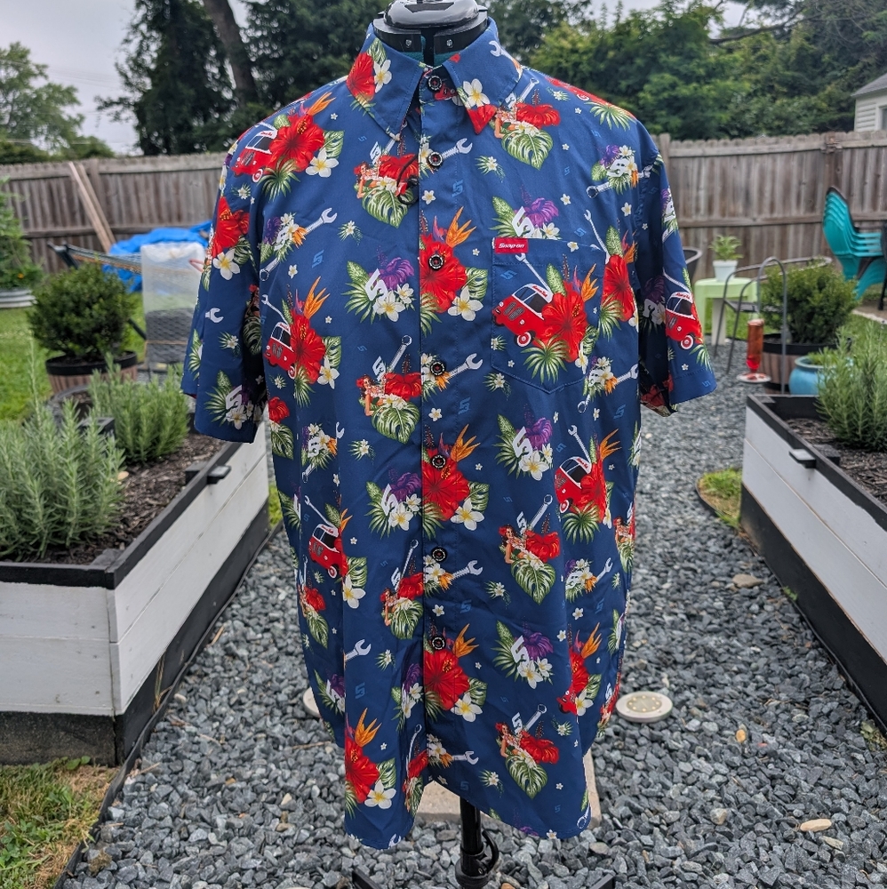 Snap-On Tools Dixon Hawaiian Button Down Men's L NWOT